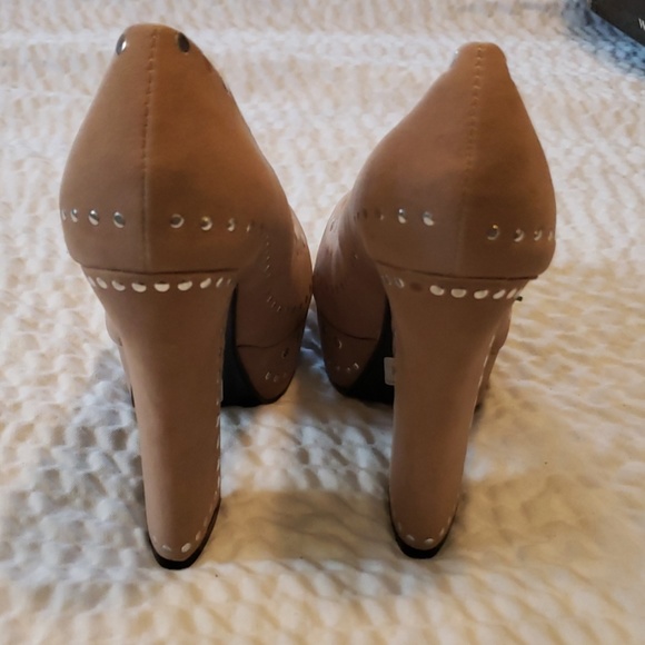 Nwt nicole lee size 9 studded platform heel tan - Picture 6 of 7